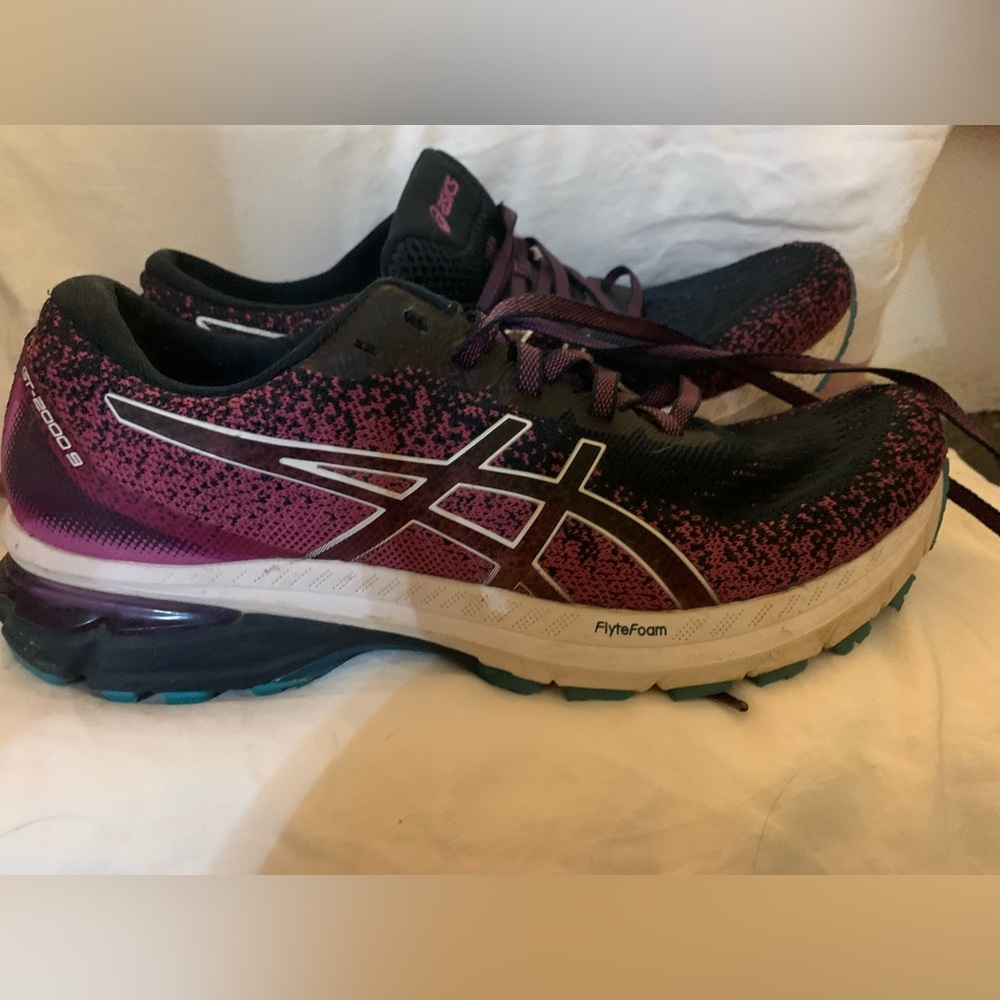 ASICS GT 2000 9